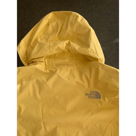 The North Face hooded Windbreaker size S - Picture 4 of 9